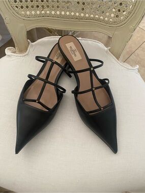 Valentino black pointed studded flats kitten heel size 10